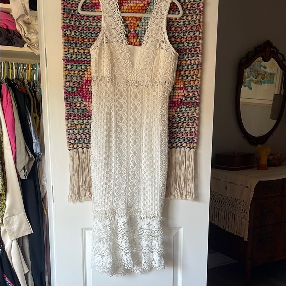 Elegant White Lace Dress